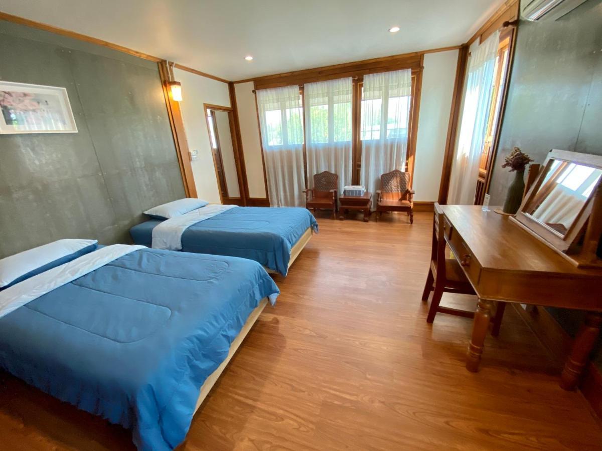 Tha Ma-O Bouteak Homestay - Self Check-In Lampang Extérieur photo