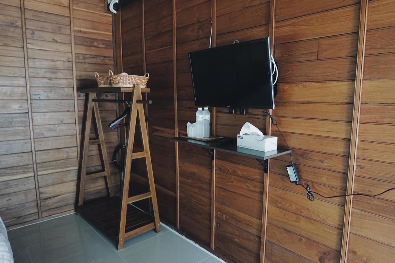 Tha Ma-O Bouteak Homestay - Self Check-In Lampang Extérieur photo