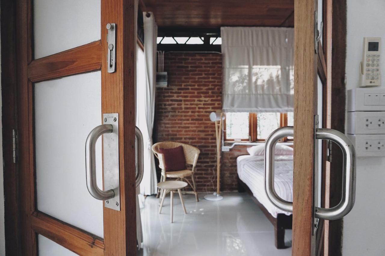 Tha Ma-O Bouteak Homestay - Self Check-In Lampang Extérieur photo