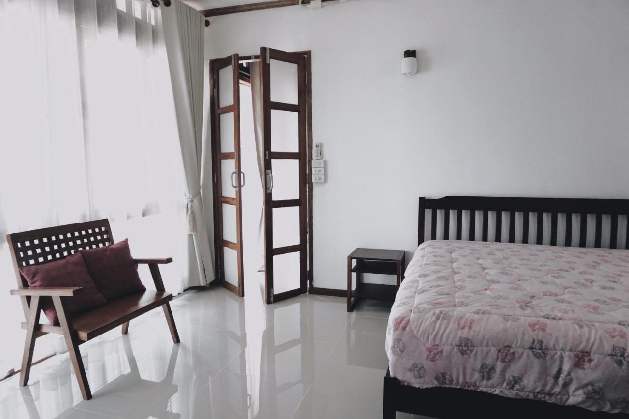 Tha Ma-O Bouteak Homestay - Self Check-In Lampang Extérieur photo